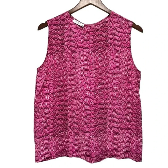 Equipment Tops - Equipment Silk Sleeveless Blouse Back Button details Pink Print Women’s Size M